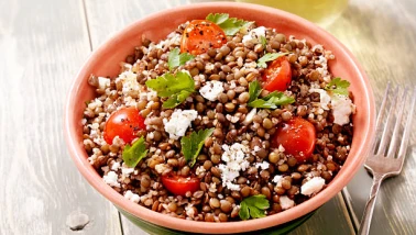 Mercimek Salatası: Serinletici Bir Lezzet ile Protein Dolu Bir Tabak