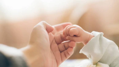 Yeni Doğan Bakımı: İlk Günlerden İtibaren Bilmeniz Gerekenler